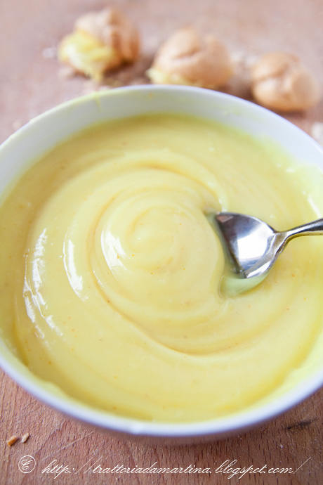 Crema con amido di mais senza uova