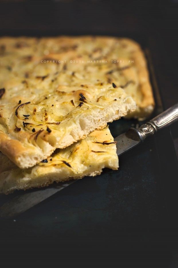 focaccia genovese alla cipolla